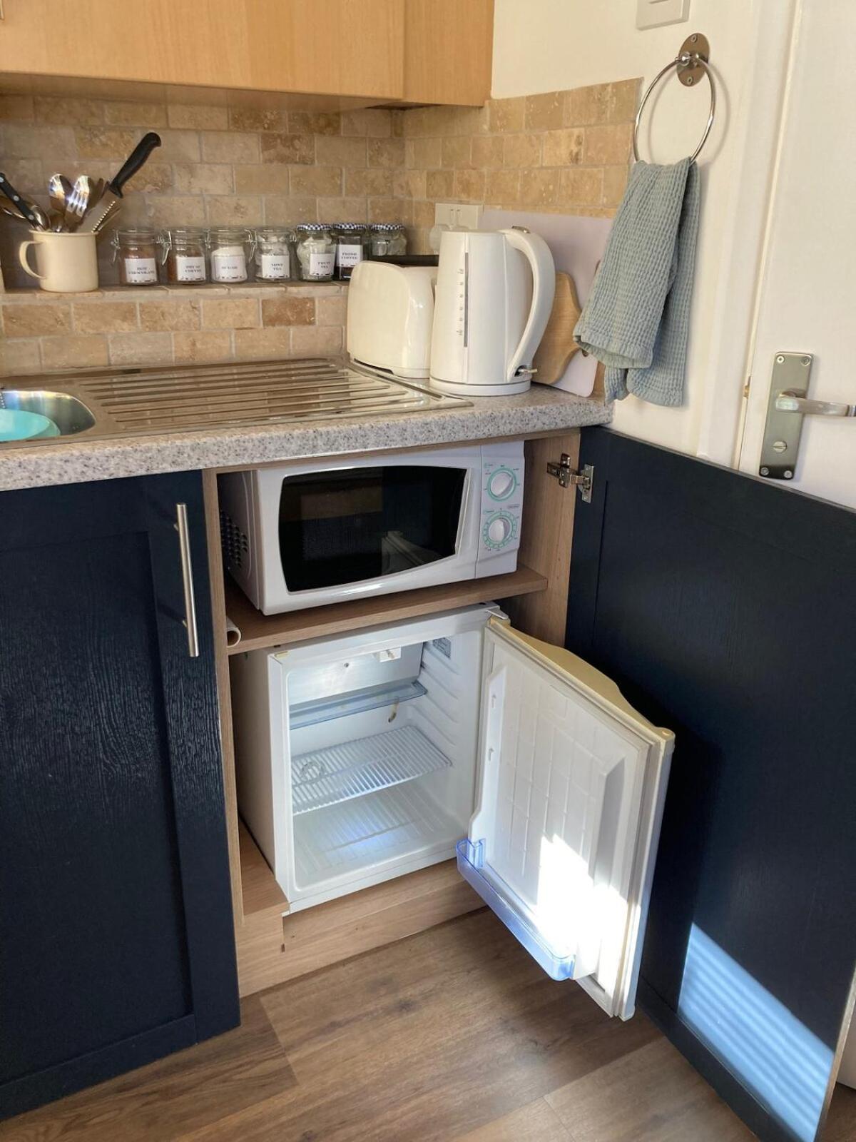 Self-Contained Cosy Garden Room Seven Sisters Seaford Exteriör bild